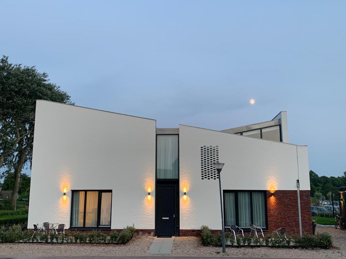 Roosjesweg 2 Gastenkamer Met Parkeerplaats En Terras Eg ドンブルグ エクステリア 写真