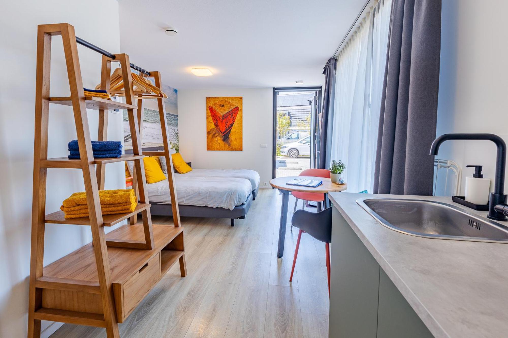 Roosjesweg 2 Gastenkamer Met Parkeerplaats En Terras Eg ドンブルグ エクステリア 写真